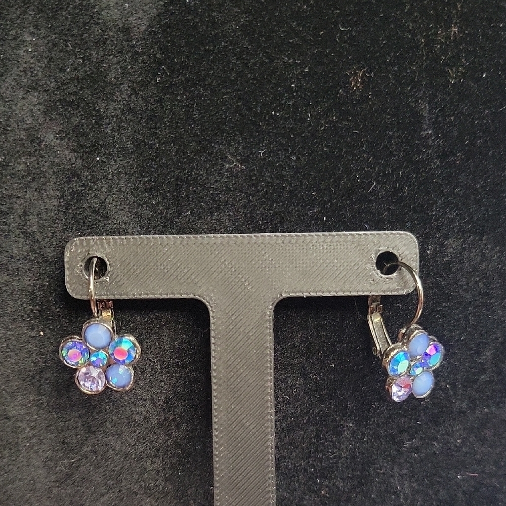 Black w Blue Crystal Flower 1/2" Earrings